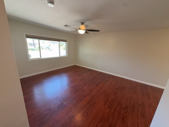 Building Photo - 3094 Flanders Rd