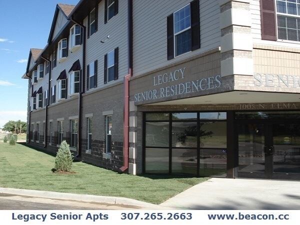Foto principal - 1005 N Elma St