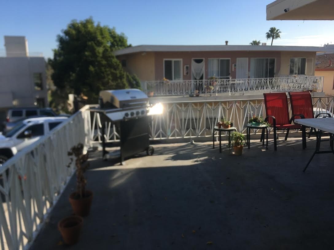 540 Glenrock Ave, Los Angeles, CA 90024 Apartments in Los Angeles, CA