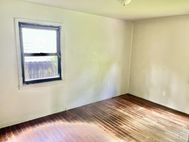 Photo - 3216 Brady St House