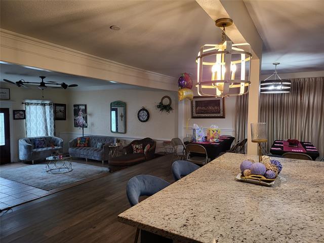 Foto del edificio - 8609 Jennie Lee Ln