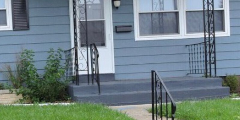 Primary Photo - 2100 English Street