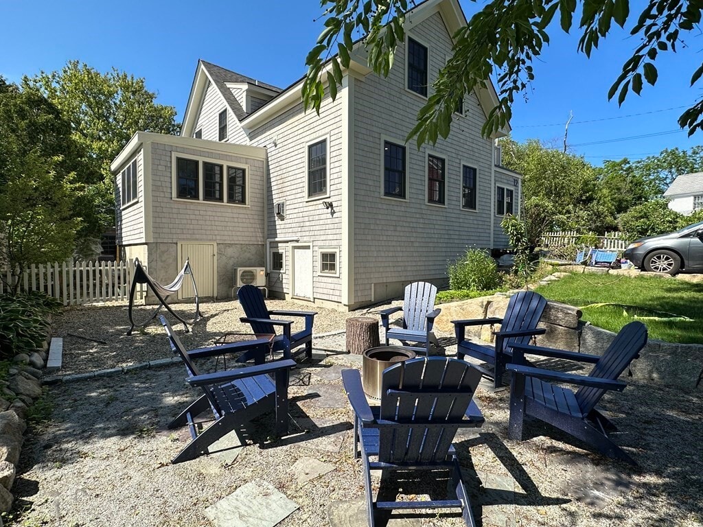 Primary Photo - 12 Highland St