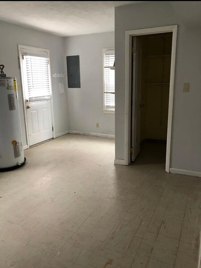 Foto del edificio - 6538 Tammy Ln