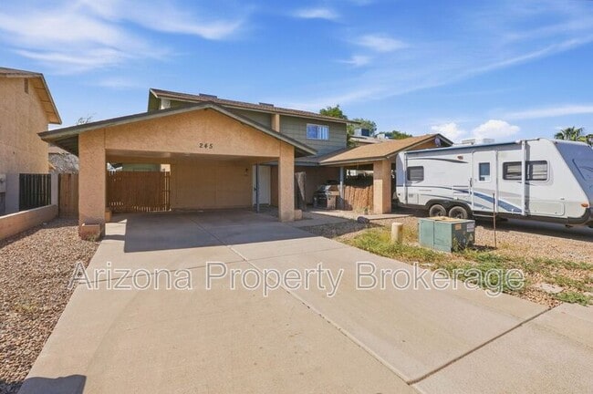 Building Photo - 245 E Vine Cir