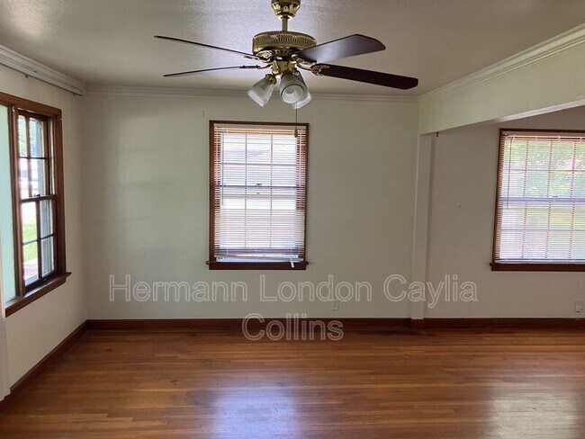 Building Photo - 10514 Anson Dr