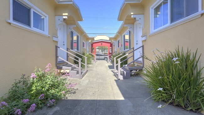 Foto del edificio - 410 Maple Ave