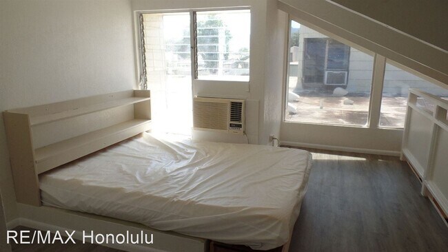 Foto del edificio - 2 br, 1 bath House - 94-212 Kealohi St #179