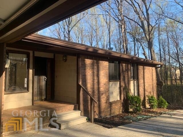 Foto del edificio - 2391 Mt Vernon Rd