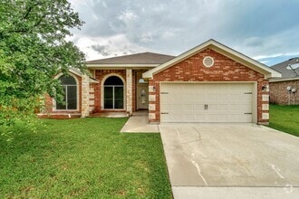Building Photo - 2103 Coy Dr