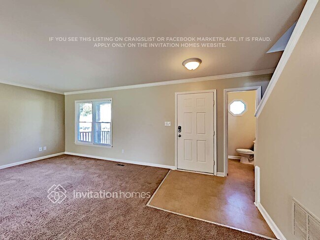 Building Photo - 1004 Shady Ln