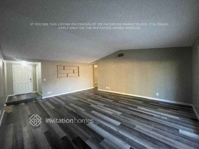 Building Photo - 3750 E Crellin Cir