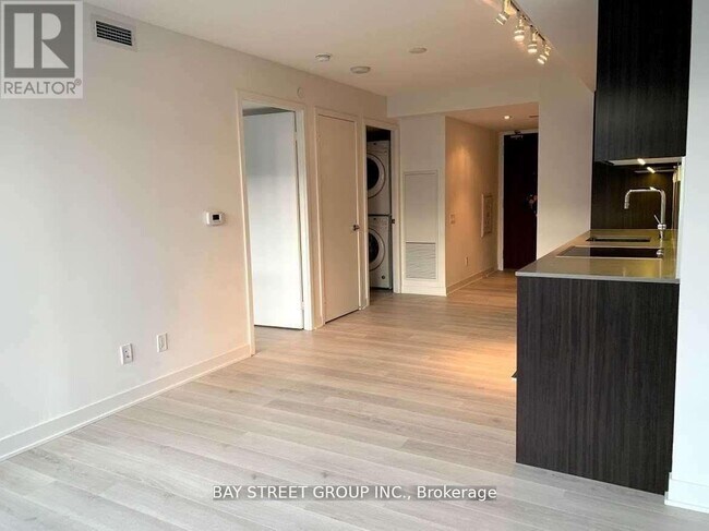 Photo du bâtiment - 80 Queens Wharf Rd