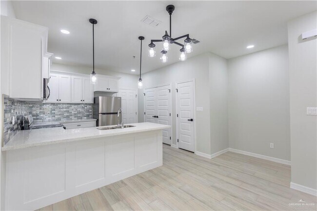 Foto del edificio - 4614 W Huckleberry St