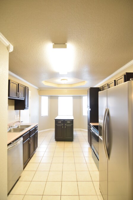 Foto del edificio - 3307 Driftwood Dr