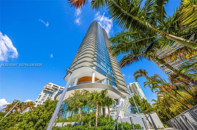 Foto del edificio - 175 SE 25th Rd