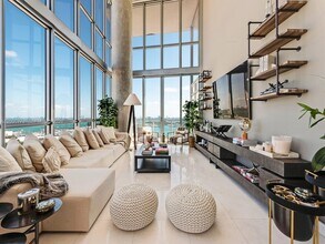 Building Photo - 1100 Biscayne Blvd