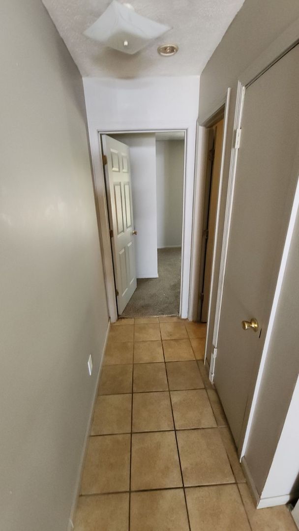 Building Photo - Monthly Paid Rent
