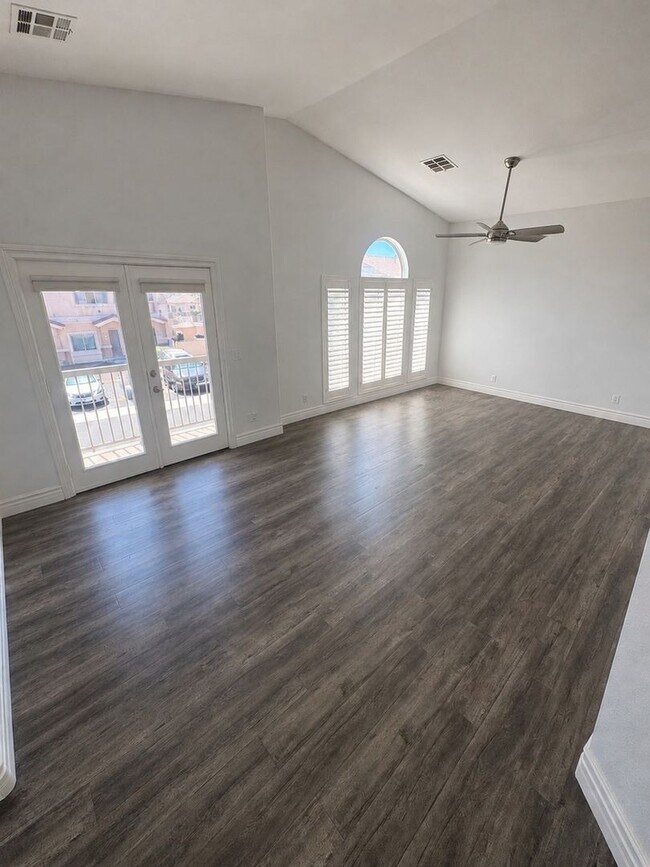 Foto del edificio - 6709 Lookout Lodge Ln