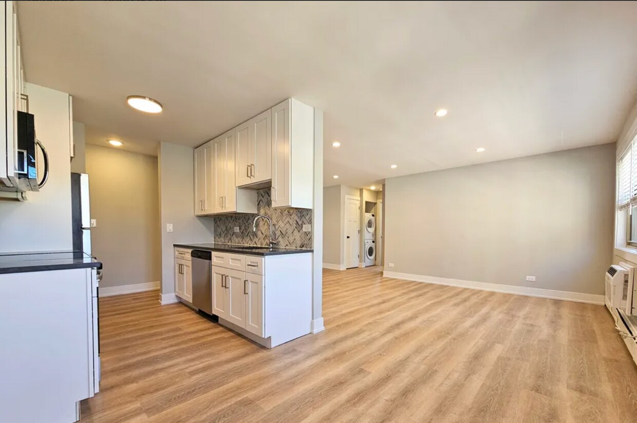 Foto principal - 531 W Aldine Ave