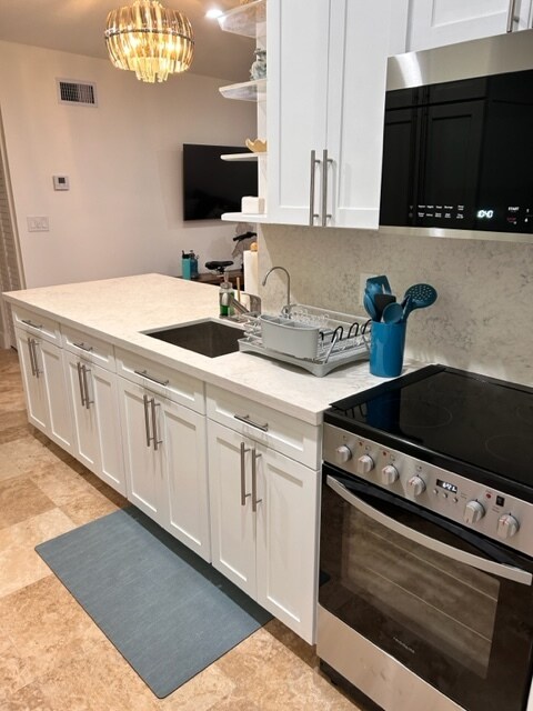 Building Photo - 2600 S Ocean Dr