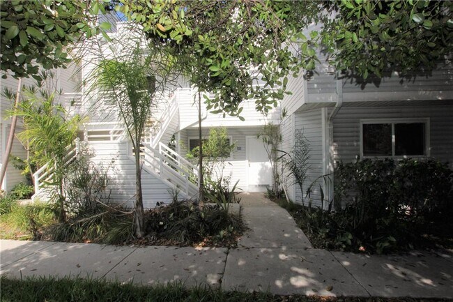 Foto del edificio - 3461 NW 44th St