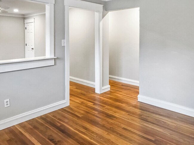 Foto del edificio - Updated 3 bedroom 1 bath rancher