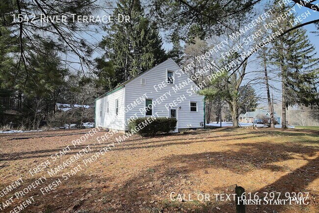 Foto del edificio - 1542 River Terrace