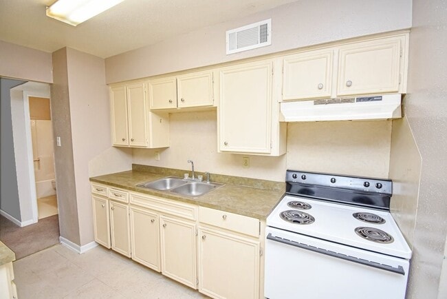 Building Photo - 138 Sandpiper Cir