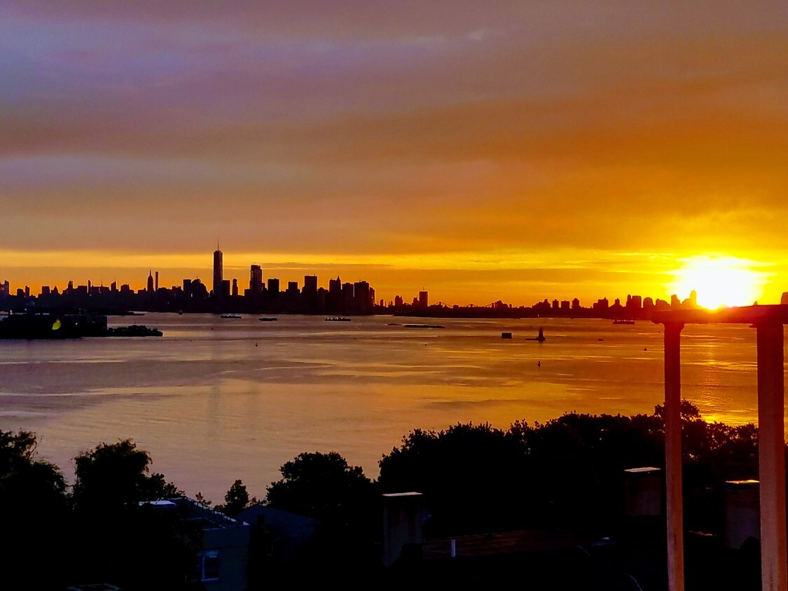 80 St Marks Pl, Staten Island, NY 10301 Apartments in Staten Island