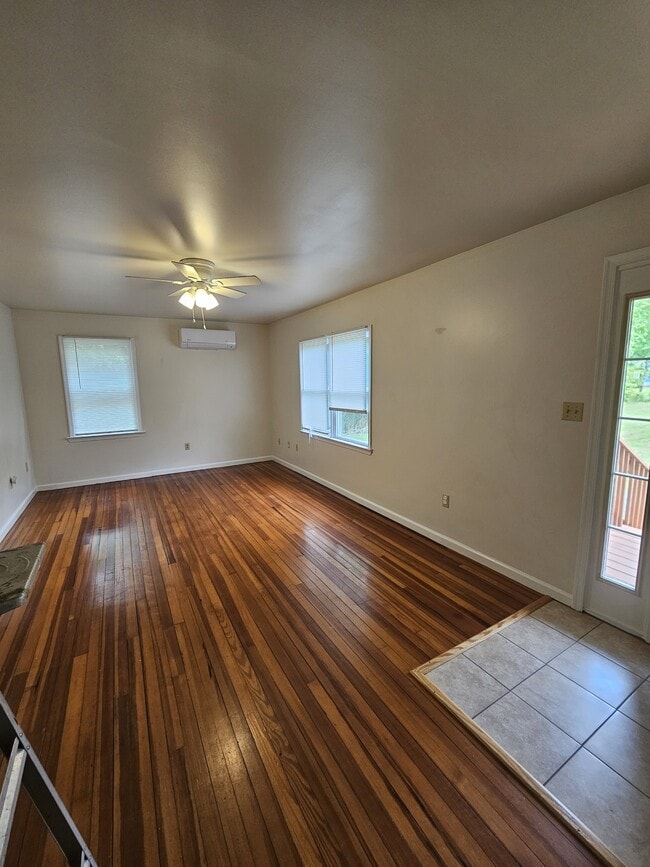 Foto del edificio - 26534 Royal Oak Rd
