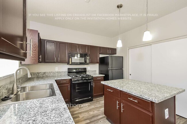 Building Photo - 4924 Dancing Lights Ave