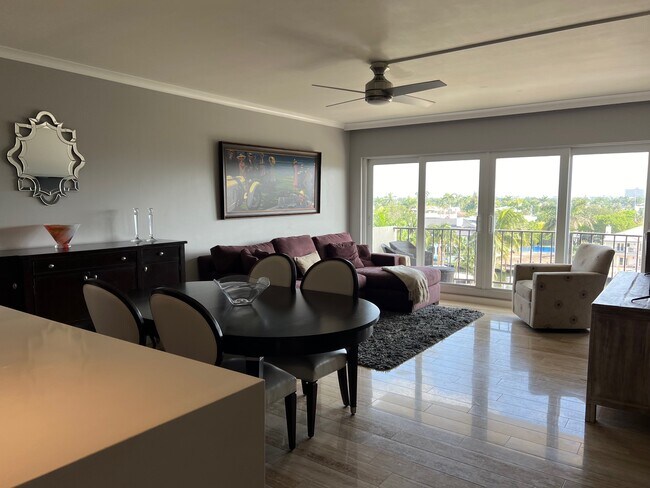 Living Room - 2500 E Las Olas Blvd