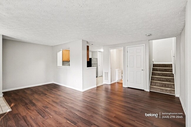 Building Photo - 535 Pensacola Dr