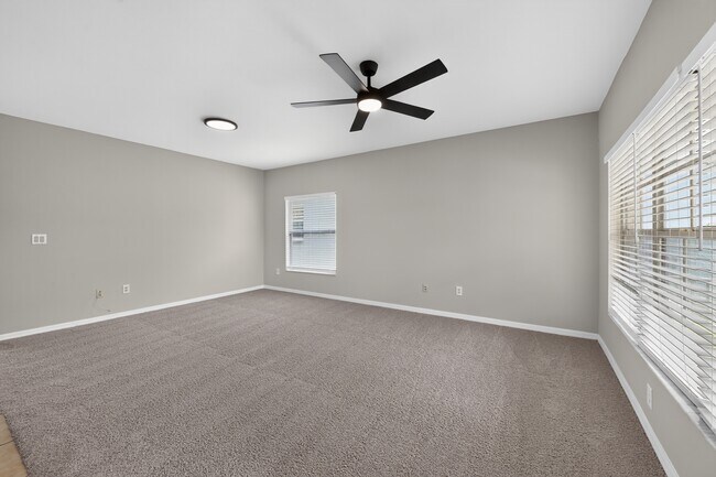 Foto del edificio - 6641 Cambridge Park Dr