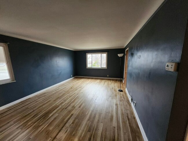 Building Photo - 24750 Lakeshore Blvd