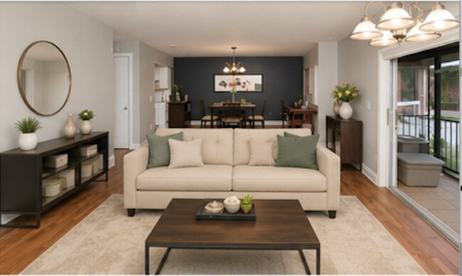 Foto del edificio - 1/1 Lakefront Living in Carrollwood! Available July 10th!