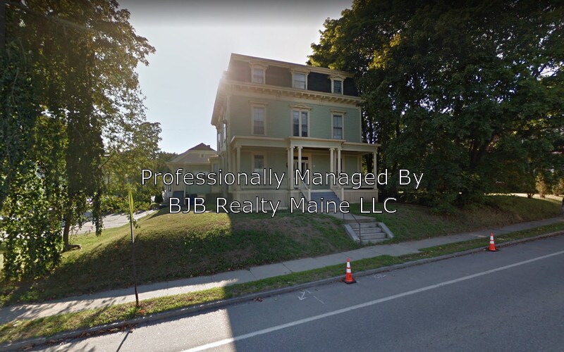 514 Deering Ave Unit 5, Portland, ME 04103 Condo for Rent in Portland