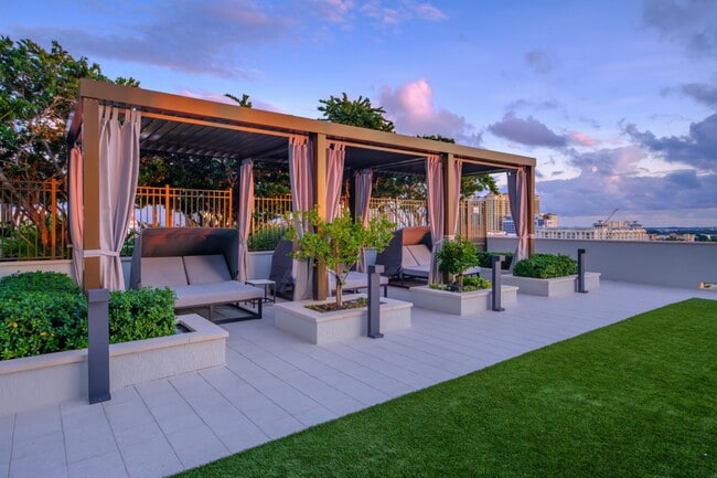 Building Photo - ParkLine Palm Beaches