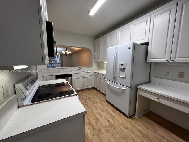 Photo - 10700 NW 66th St Apartment