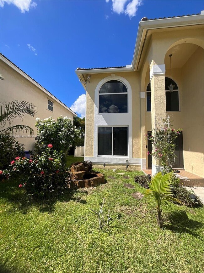 Building Photo - 18511 NW 14th St