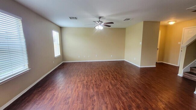 Foto del edificio - 1216 Shadow Creek Blvd