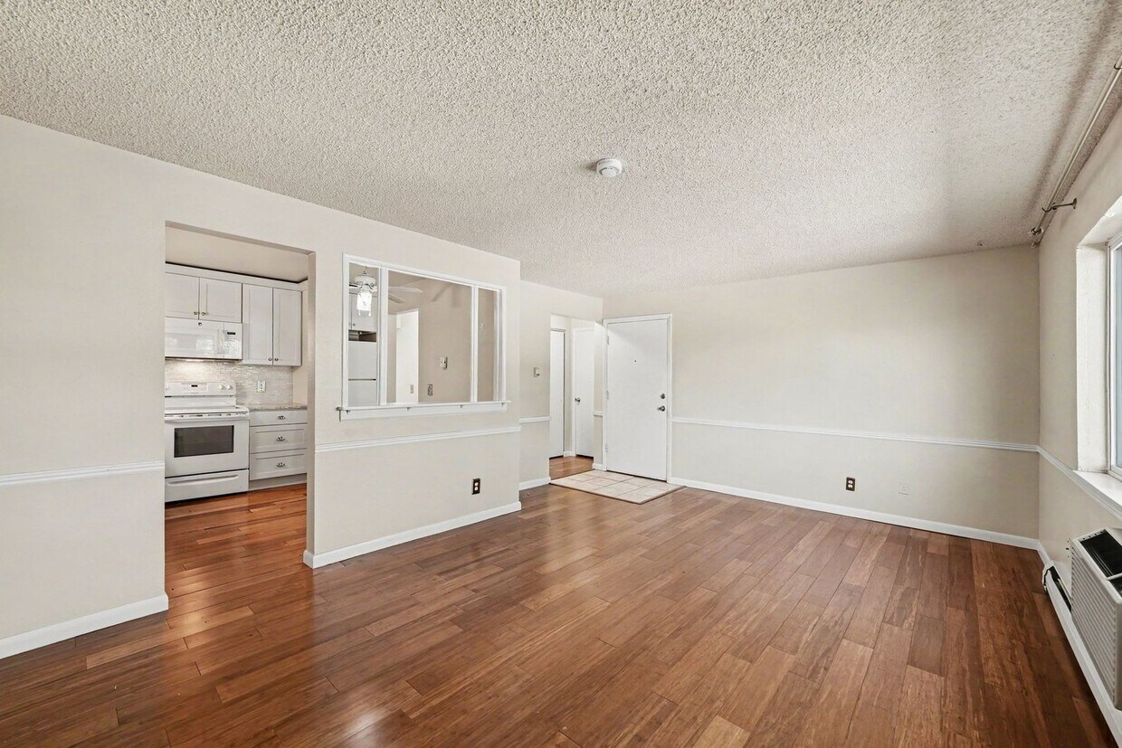 Photo - 232 S Brentwood Street #203