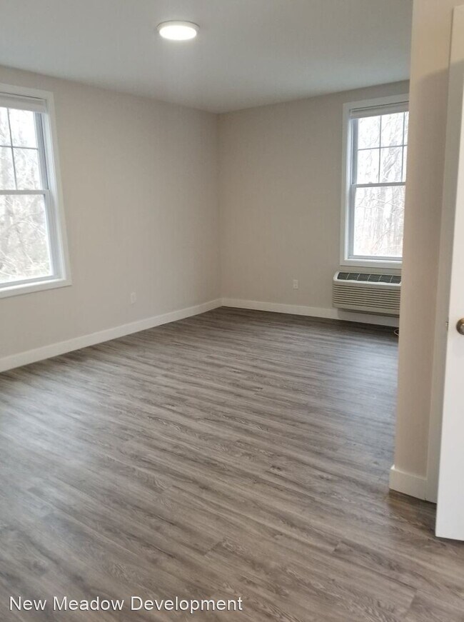 40 Summer St, Bridgewater, MA 02324 Room for Rent in Bridgewater, MA