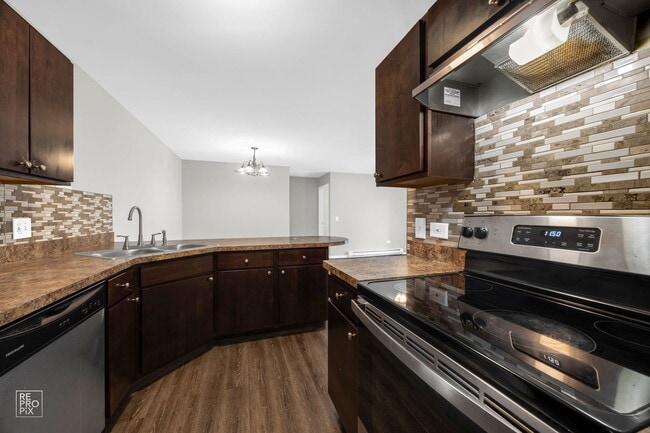 Building Photo - 1545 Crystal Rock Ct