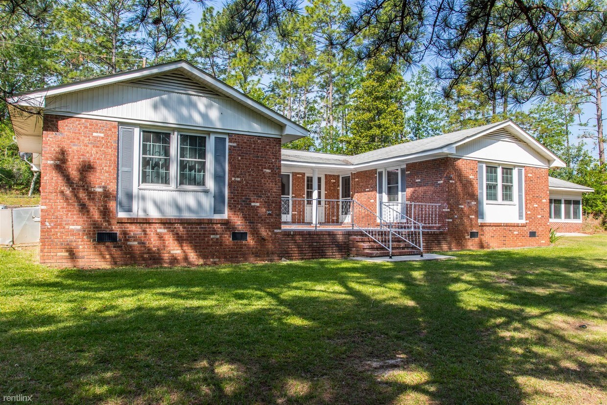 Primary Photo - 4395 Vaucluse Rd