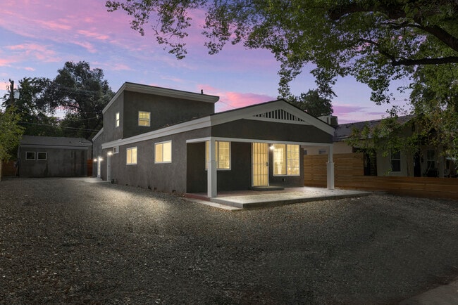 Foto del edificio - 214 Kimble St