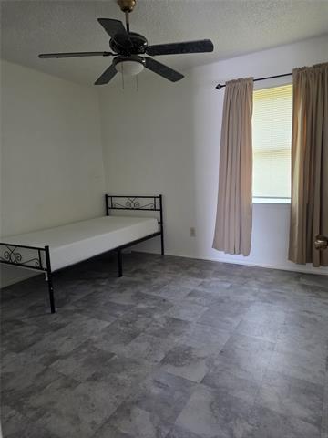 Foto del edificio - 990 Shady Brook Dr