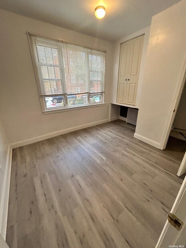 Foto del edificio - 23-56-56 125th St