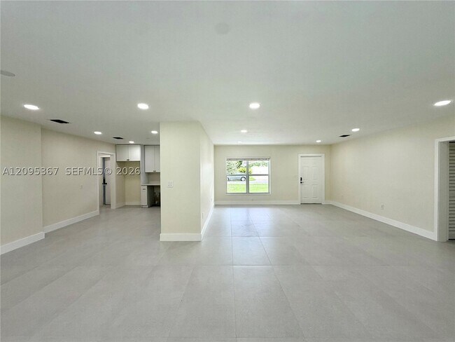 Foto del edificio - 8820 SW 85th St